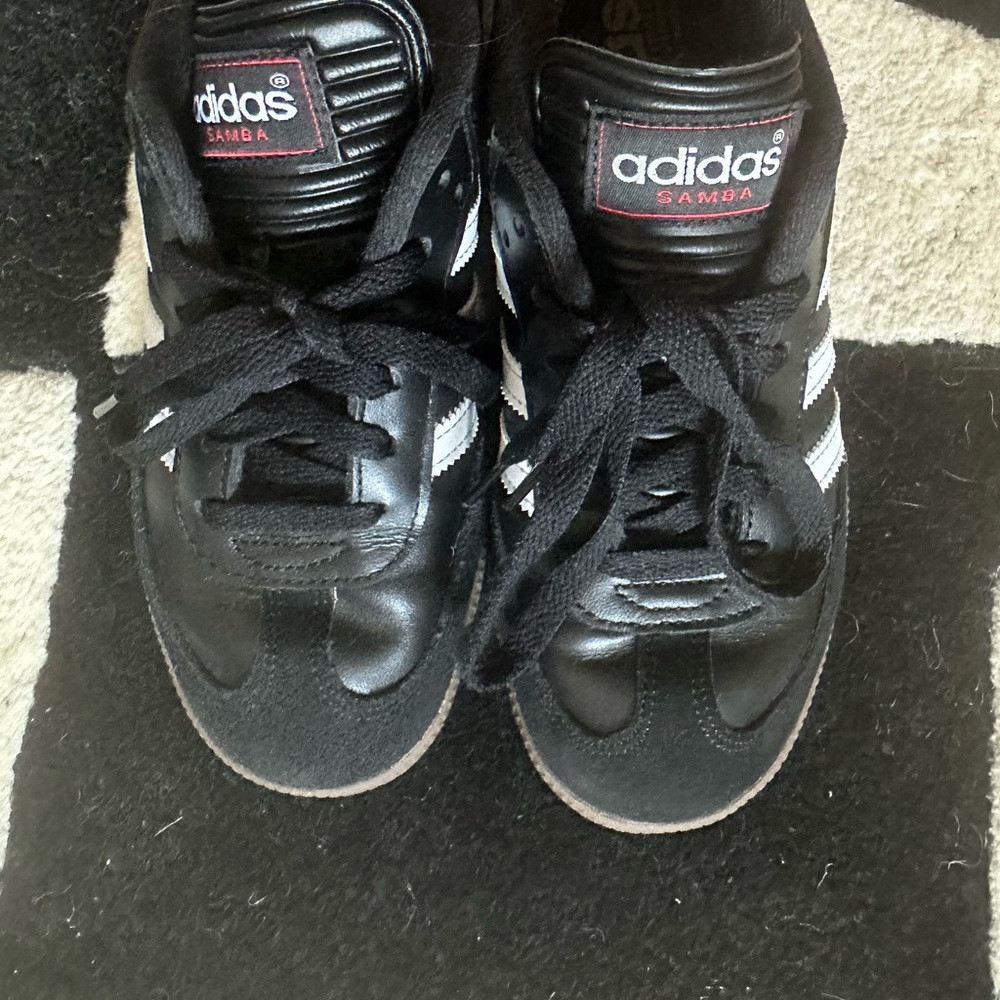 Adidas Sambas